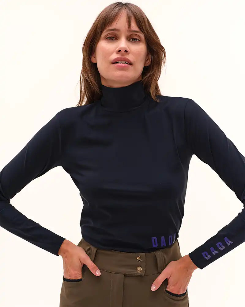 Dada Sport Consul High Neck Technical T-Shirt - STRĒID. Fitted insulating t-shirt with brushed interior, UV protection, quick-dry, DADA logos, Italian fabric made in Portugal.