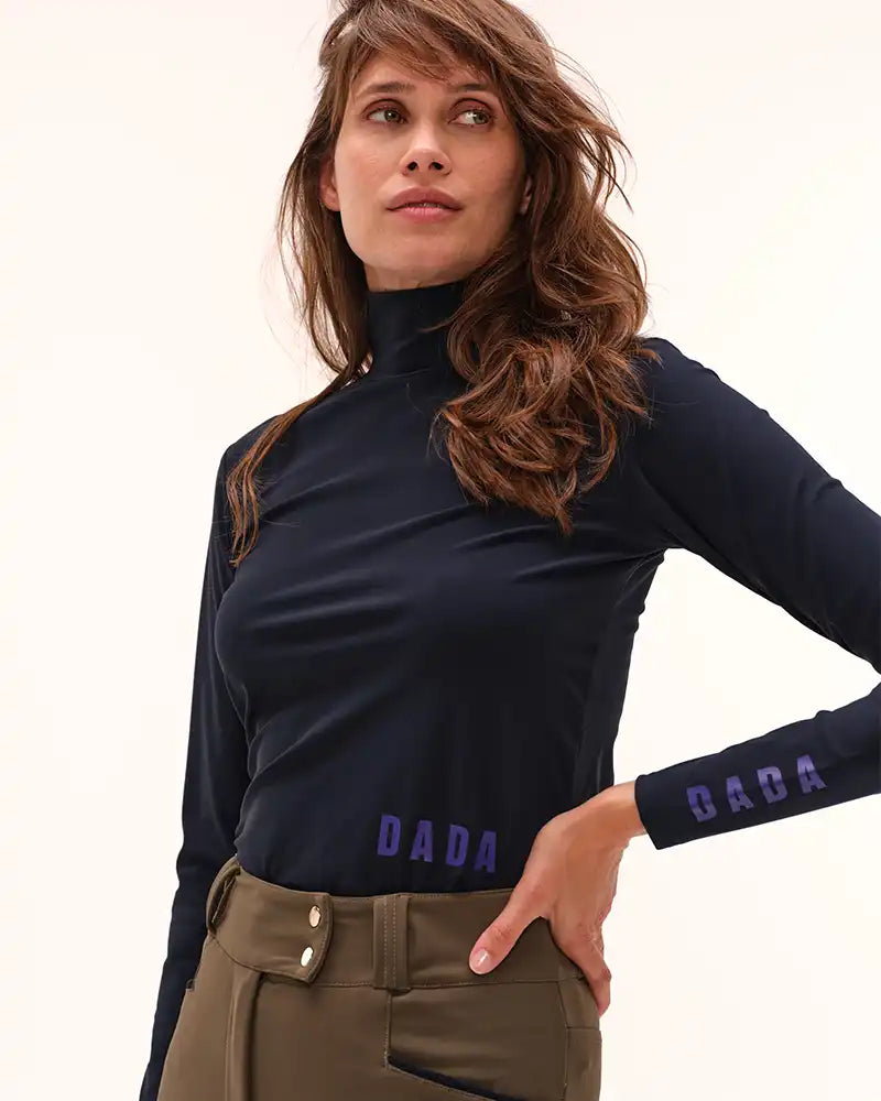 Dada Sport Consul High Neck Technical T-Shirt - STRĒID. Fitted insulating t-shirt with brushed interior, UV protection, quick-dry, DADA logos, Italian fabric made in Portugal.