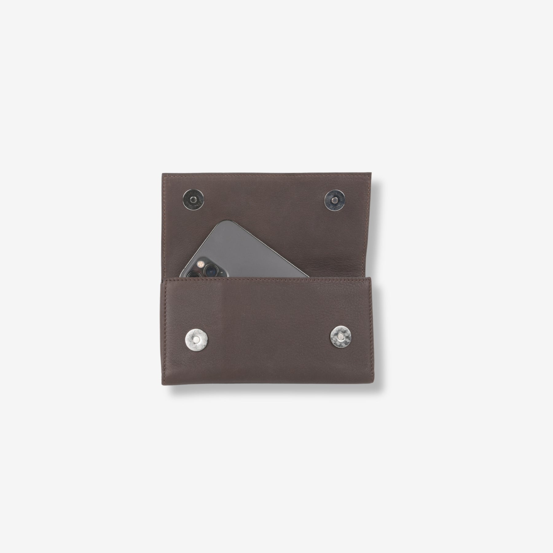 Phone Holder by TOTI - Strēid. Elegant equestrian phone holder for Max and standard phones with belt clip.