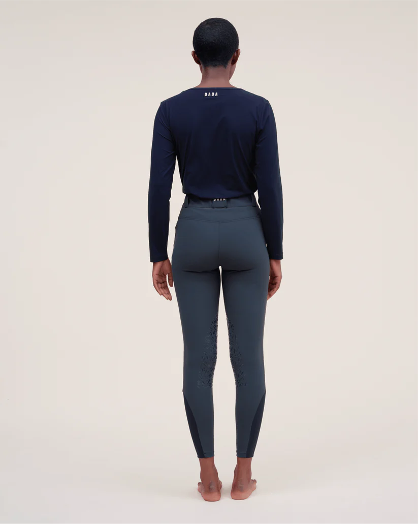 Dada Sport Betty ML Technical Riding T-Shirt - STRĒID. Long-sleeved lightweight tee in Scorched Earth or Marine, bi-stretch, breathable, sunproof, Italian fabric made in Portugal.