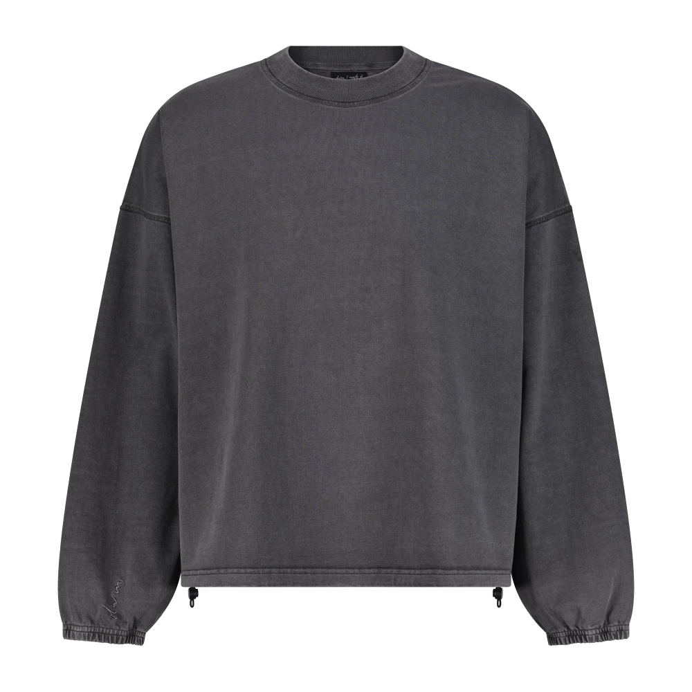 Dubai Winter Ready Long Sleeve Grey - Don't Worry Mom – STRĒID. Soft relaxed fit grey long sleeve shirt designed for Dubai winters.