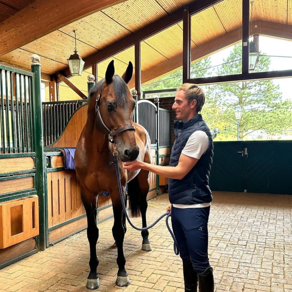 Henry Tec Grip Breeches in Navy by LAGUSO - Strēid. Premium equestrian breeches with multilayer stretch fabric and Laguso Gripping System for comfort and performance.

